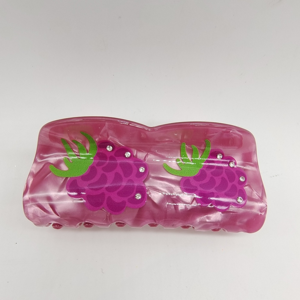 Acrylic Strawberry Hair Claw Clip DL0017